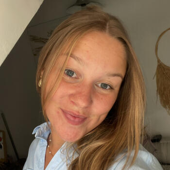 Babysitter Lamballe: Anais