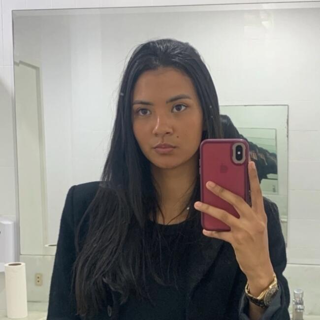 Babysitter in Florianópolis: Thainá