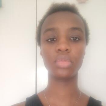 Babysitter em Lisboa: Daisy