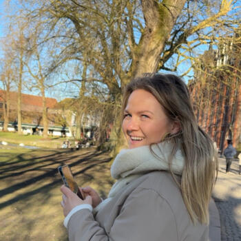 Babysitter in Weesp: Michelle