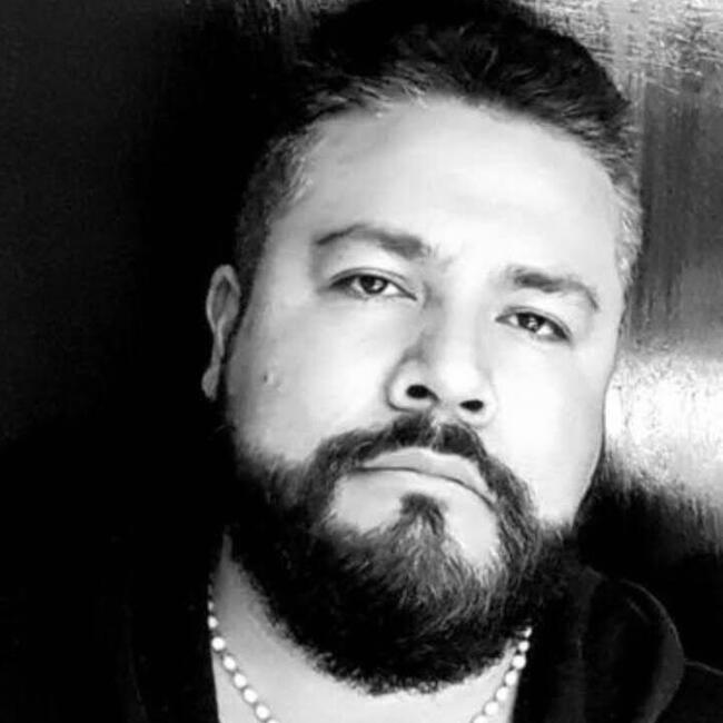 Babysitting job in La Resurrección: Israel