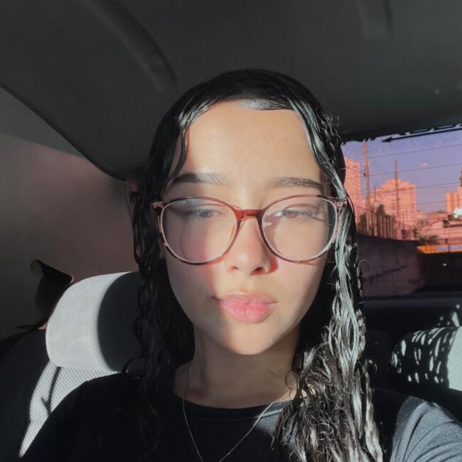 Babá em Taubaté: Ana Carolina