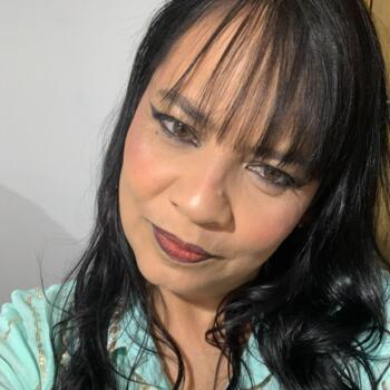 Babysitter Cotia: Adriane bopp