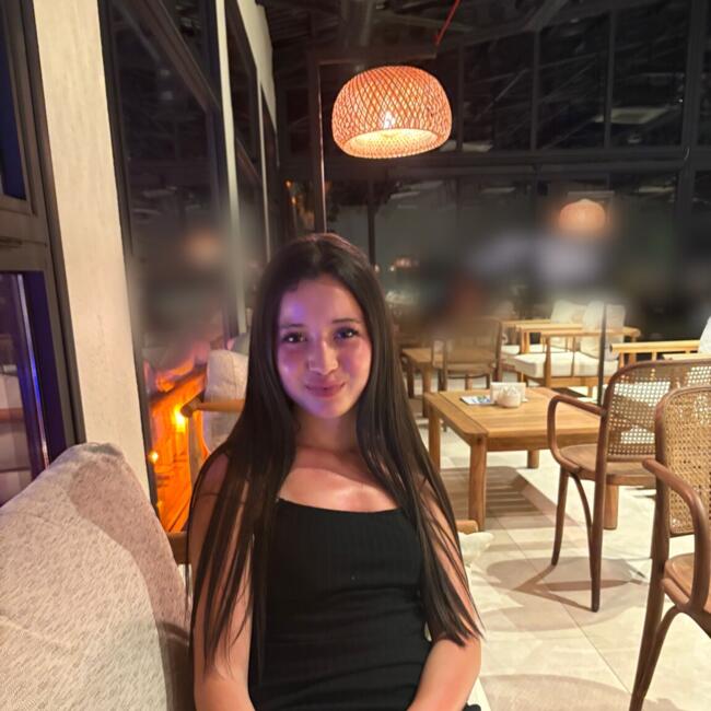 Babysitter in Sint-Agatha-Berchem: Amelle