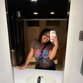 Babysitter in Allentown: Jhade