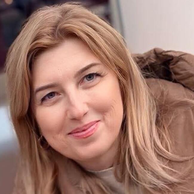 Babysitter in Constanța: Cornelia