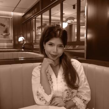 Babysitter in Singapore Island: Siti