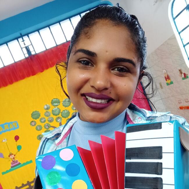 Babá em Ferraz de Vasconcelos: Debora