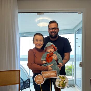 Babysitting job in São José (São José): babysitting job Larissa