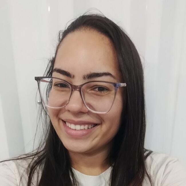 Babá em Guarulhos: Janaína