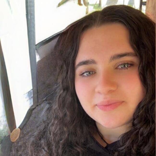 Babysitter in Sydney: Kiara