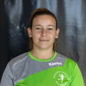 Babysitter em Maia: Daniela