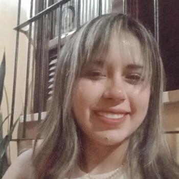 Babysitter in Belém: Karen