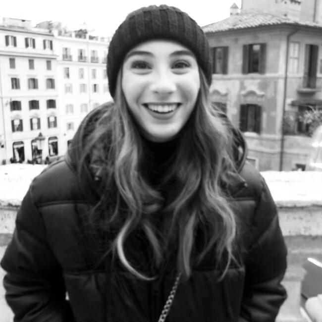 Babysitter in Biella: Naike