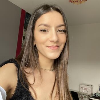 Baby-sitter in Tours: Alicia