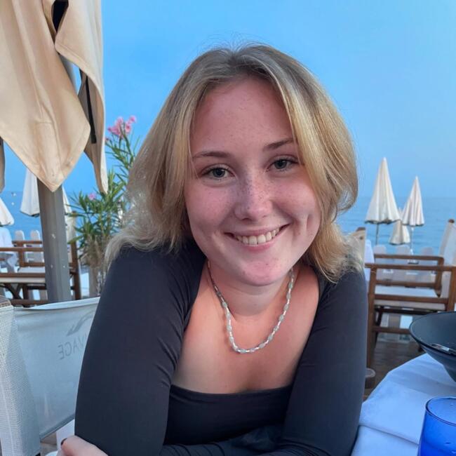 Barnvakt i Borlänge: Astrid