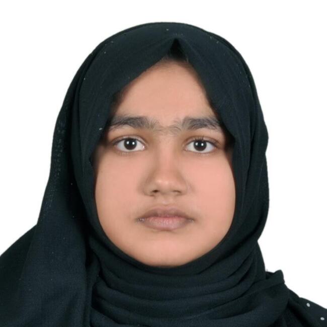 جليسة أطفال في عجمان: Beegum