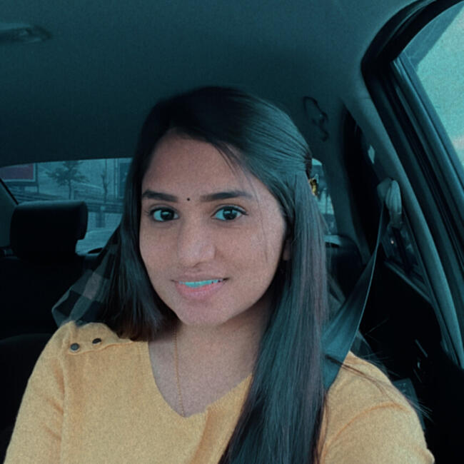 Babysitter in Shah Alam: Komathi