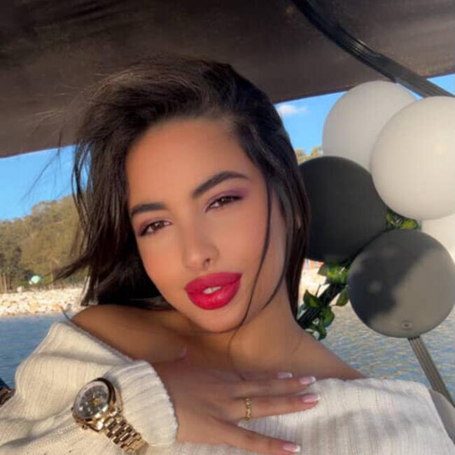 مربية أطفال في سلا: Doha