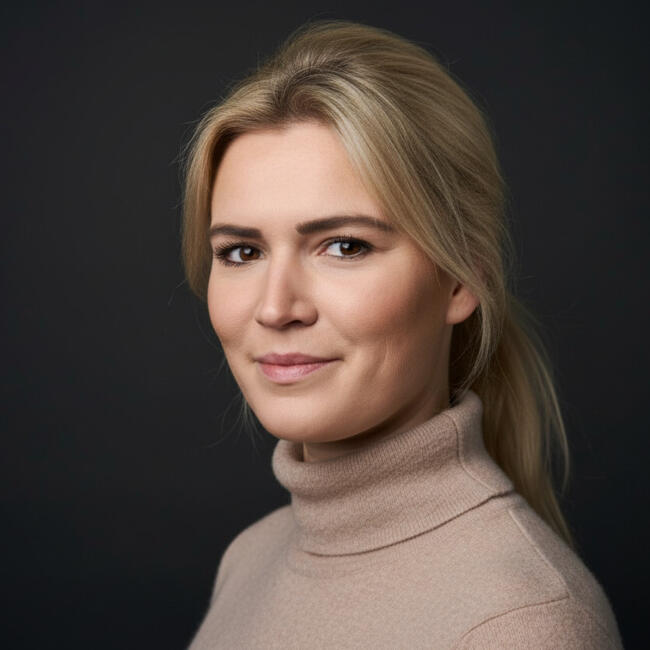 Babysitter in Zurich: Theresa