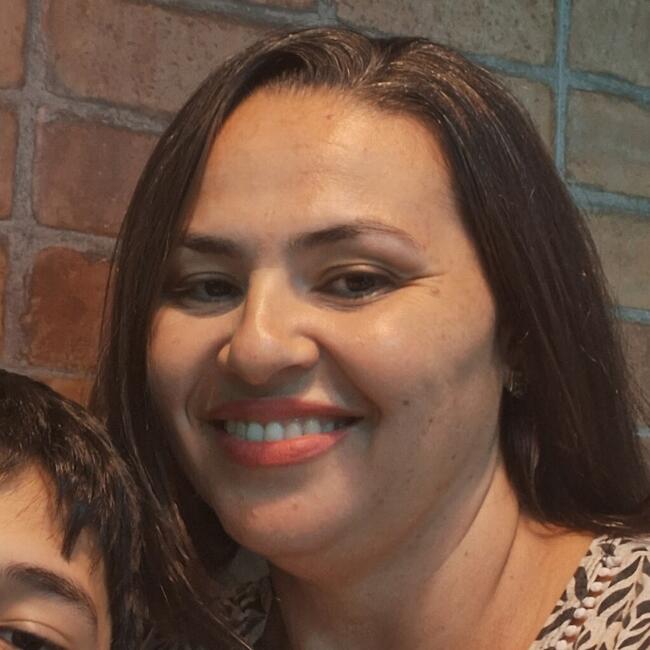 Babysitter in Duque de Caxias: Suellen