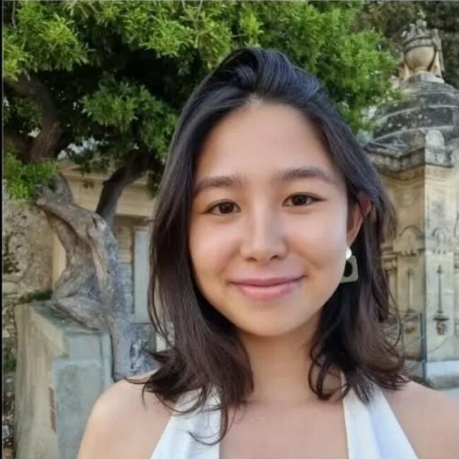 Assistante maternelle à Paris: Lucie