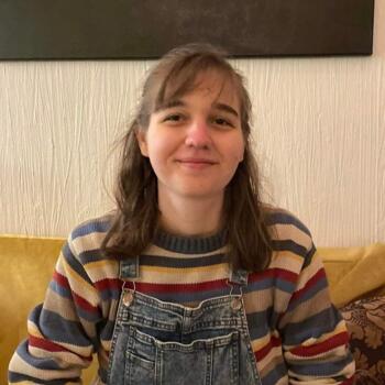 Babysitter in Budapest: Naomi Anna