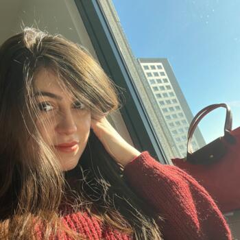 Babysitter in Berlin: Sepideh