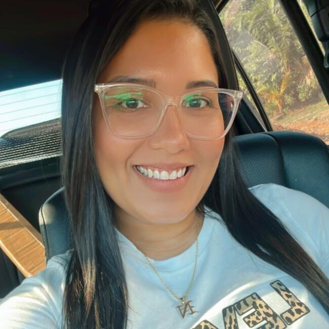 Babysitting job in Paredes: Nayara