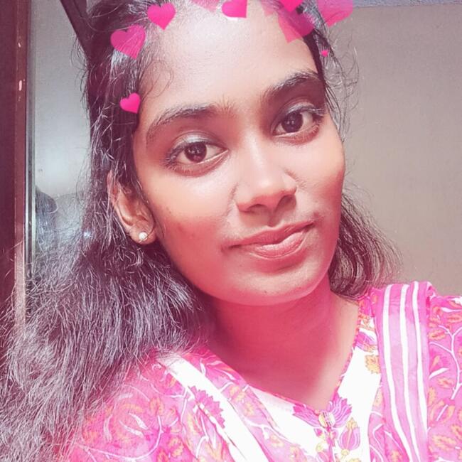 चेन्नई में बेबीसिटर: Radhika