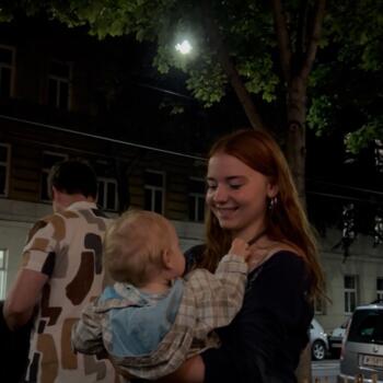 Babysitter in Vienna: Amelie