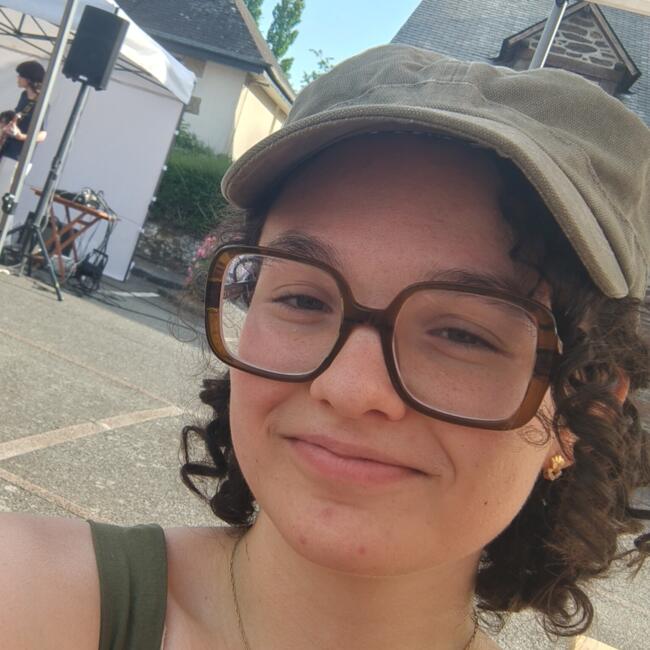Babysitter in Quimper: Anaelle