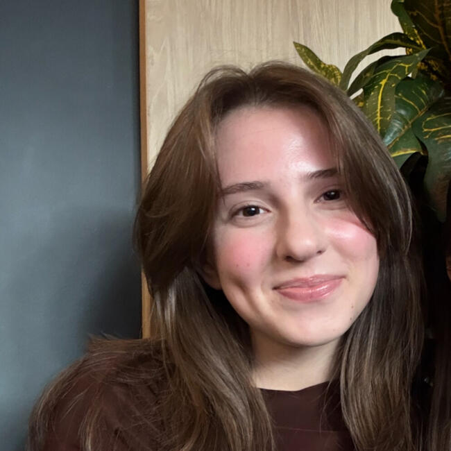 Babysitter in Lisaura: Amelia