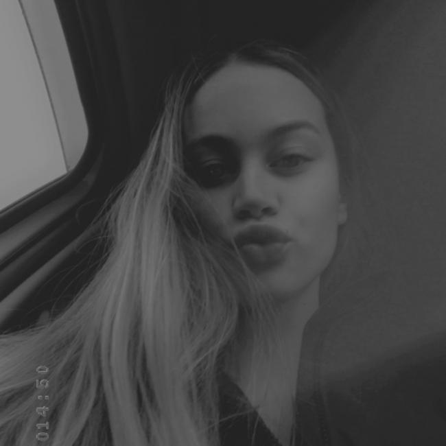 Babysitter in Dunedin: Chloe