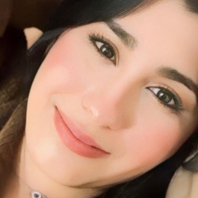 جليسة أطفال في تونس: Amal