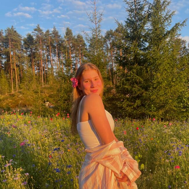 Babysitter in Mynämäki: Ella