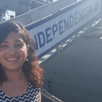 Babysitter in Fortaleza: Ariana