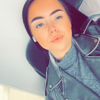 Babysitter in Wigan: Amy