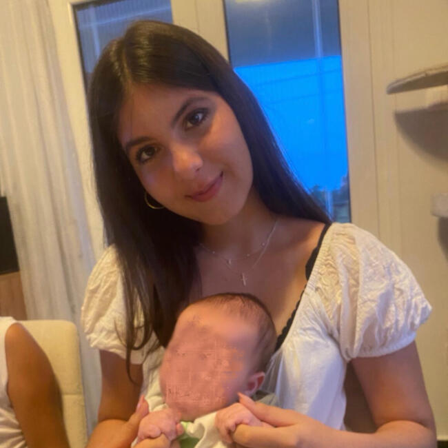 Babysitter in Londerzeel: Venelina
