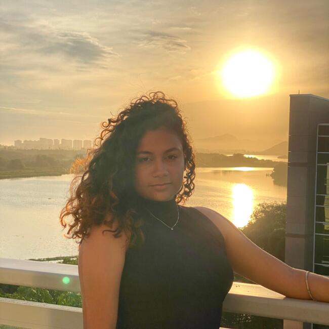 Babá em Rio de Janeiro: Lavinia