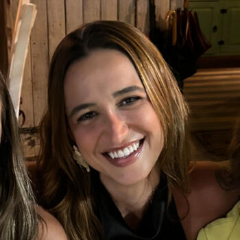 Babysitter in Seville: Mariana