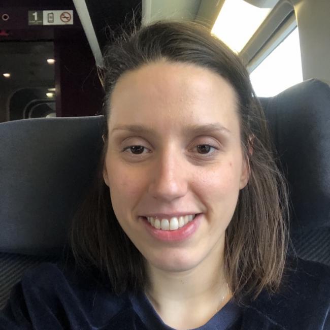 Babysitter Job in Luxemburg: Claire