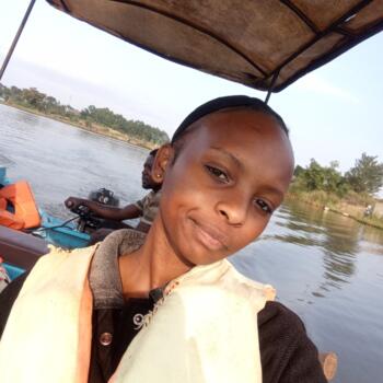 Babysitter Kiambu: Chee