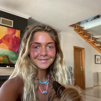Babysitter em Cascais: Francisca