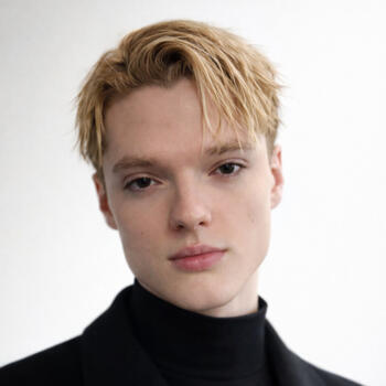 Babysitter a Collebeato: Livio