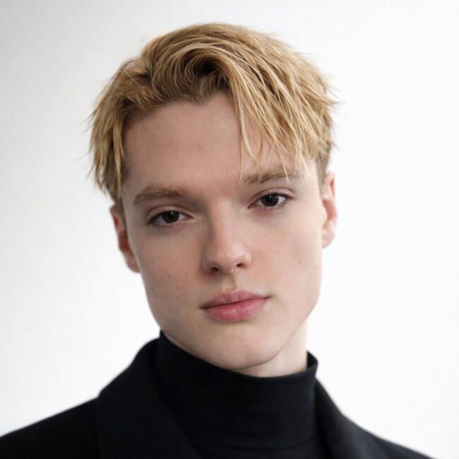 Babysitter a Collebeato: Livio