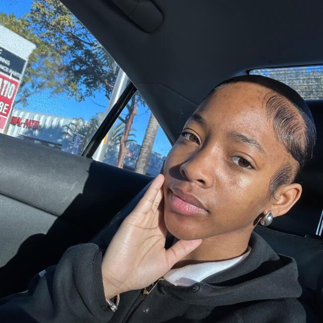 Babysitter in Pompano Beach: Janyiah