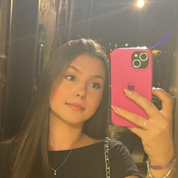 Babysitter in Joinville: Larissa