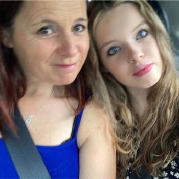Babysitter in Cambridge: Jade