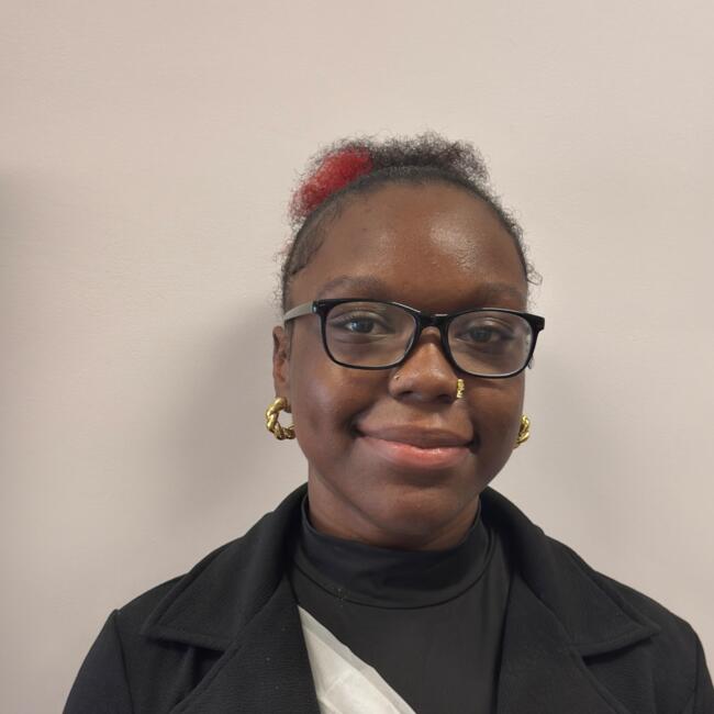 Babysitter in Birmingham: Destiny